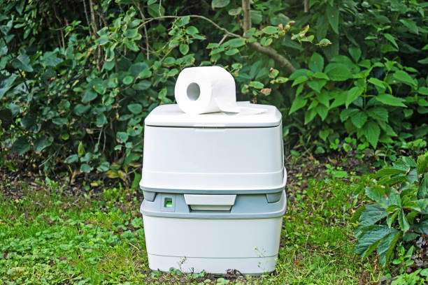 Portable Toilet Options We Offer in Toulon, IL